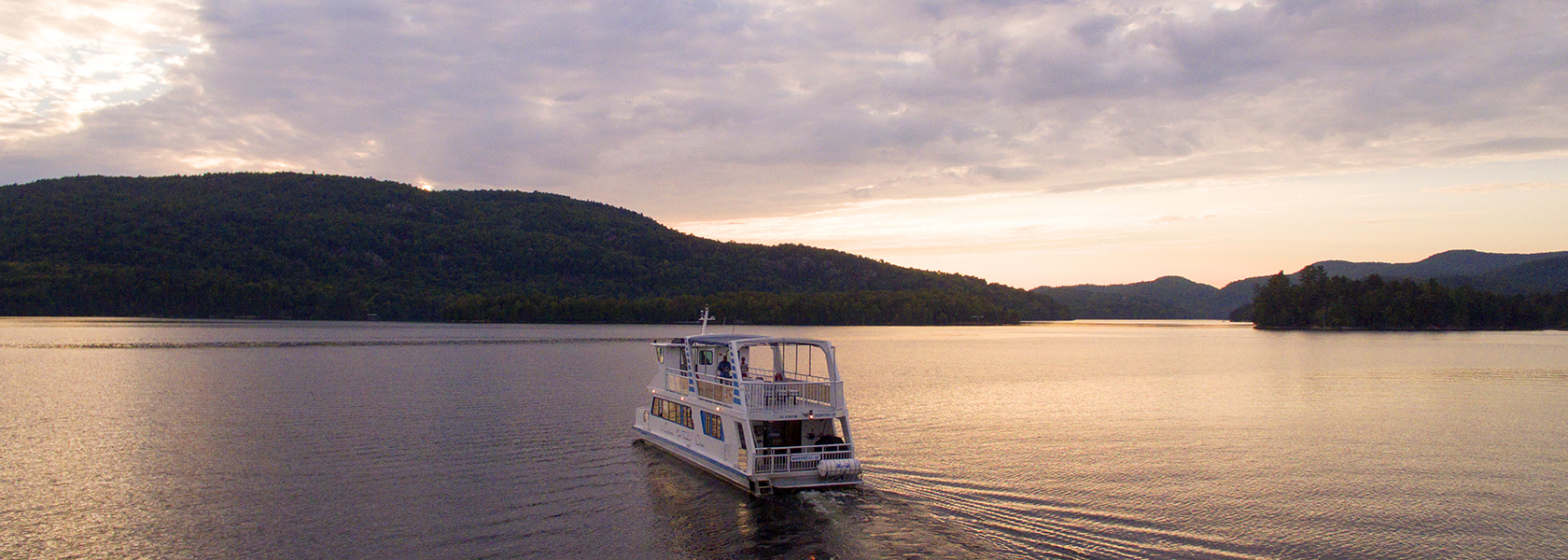 Croisières sur le lac Tremblant Le Centre d'Activités MontTremblant