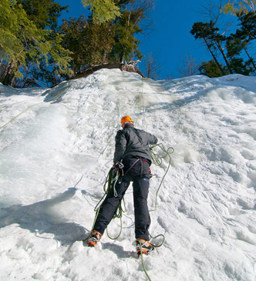 Ice climbing - Mont Tremblant