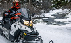 Guide Snowmobile Tour - Mont-Tremblant - The Activity Centre