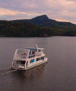 Boat Rental and Lake Cruise